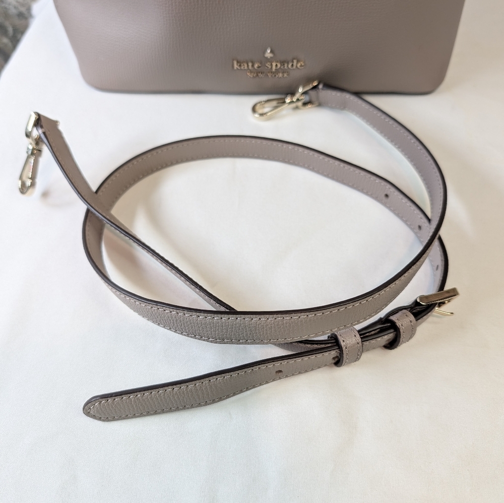 Kate Spade Darcy Large Bucket Bag - Picture 4 of 10